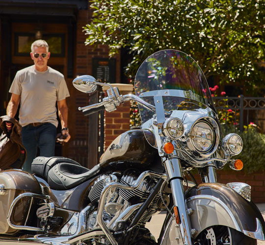 MÁXIMO EQUIPAMIENTO